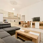 Premium Apartments By Hi5 - Elegant Suites